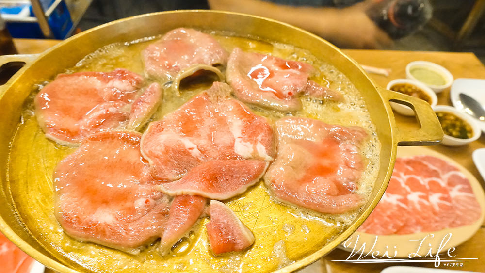 曼谷泰國蝦吃到飽海鮮燒烤Best Beef，滿滿的牛舌與海鮮
