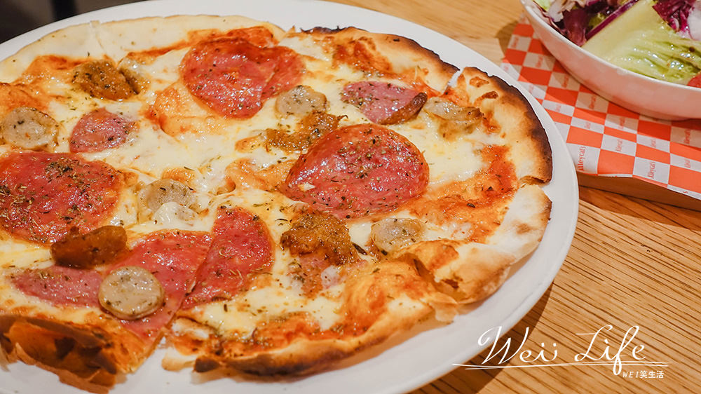 台北華山美食忠孝新生餐廳，Alleycat’s Pizza薄脆香濃可口的滋味讓人難以拒絕