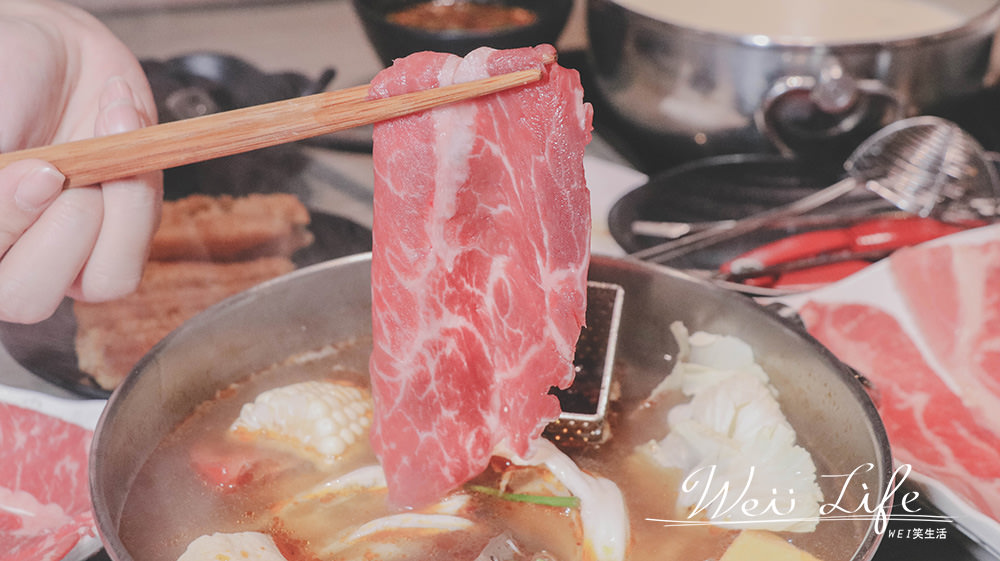 台北東區火鍋肉老大頂級肉品涮涮鍋，吃得好滿足大份量超棒肉品/湯底甘甜海鮮新鮮
