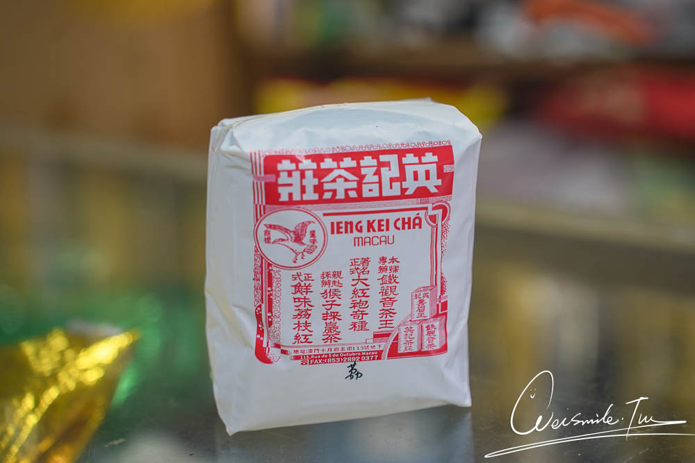 澳門必買伴手禮，專屬這城市的百年記憶。老字號伴手禮推薦！杏仁餅、蝦子面…在地人私藏清單公開