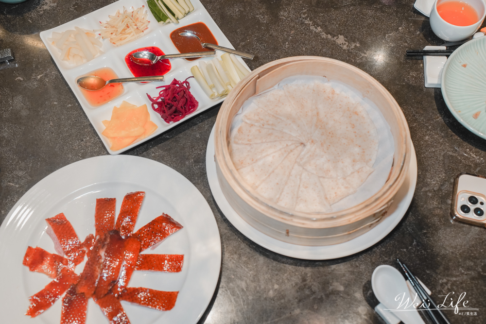 板橋美食推薦//青雅中餐廳新板希爾頓酒店的隱藏版燒鵝，鮮美多汁多種搭配超難忘