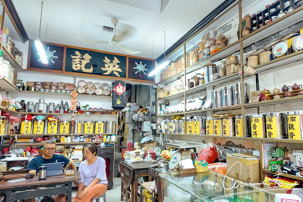 澳門必買伴手禮，專屬這城市的百年記憶。老字號伴手禮推薦！杏仁餅、蝦子面…在地人私藏清單公開